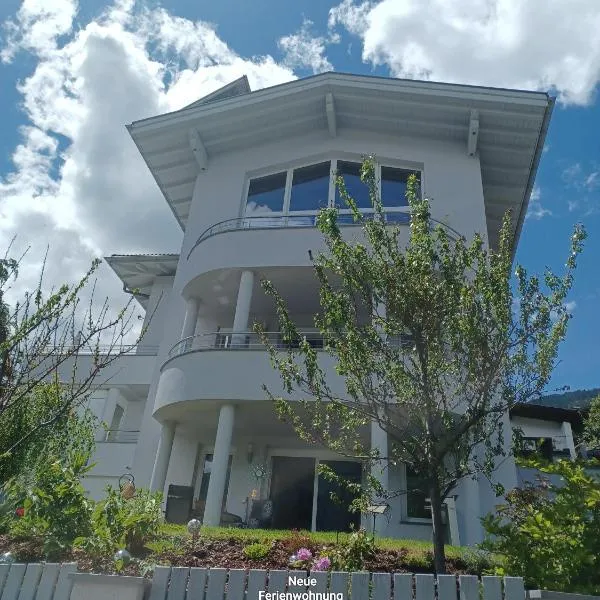Ferienwohnung Witting、ヴェンスのホテル