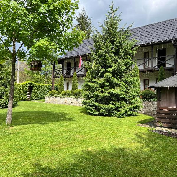 Zorianyy Guest House