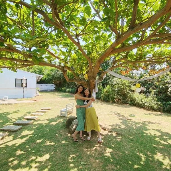 小白屋包棟民宿, hotel in Eluan