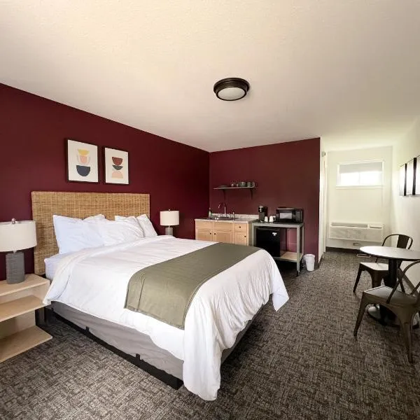 The Nomad Motel - International Falls, MN - Near Canadian Border, hotel in International Falls