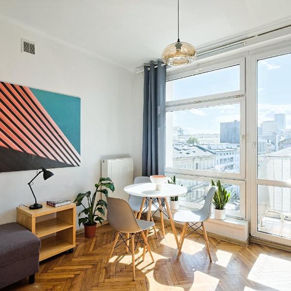 Urbannestgroup - Nowogrodzka 8, Varsavia