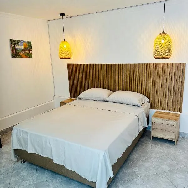 Hermoso y amplio apartamento cerca al centro de Medellin, hotel em Medellín
