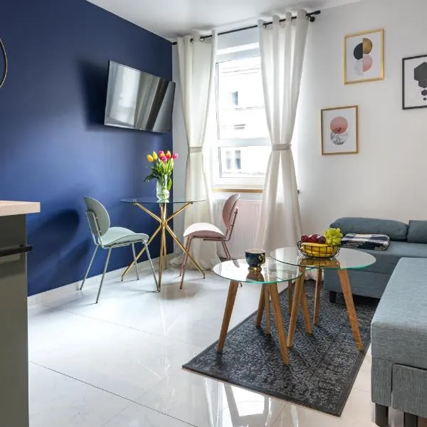MOVEEN! Wynajem apartamentów we Wrocławiu! 10 minut od centrum, hotel in Wrocław