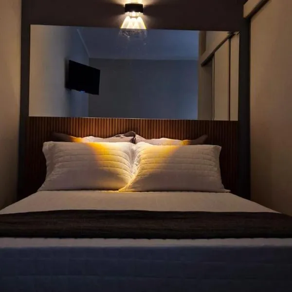 Residencial Aurelio Souza Studios, hotel in Pouso Alegre