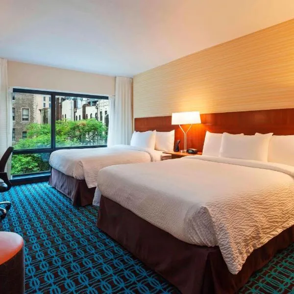 Fairfield Inn and Suites Chicago Downtown-River North, hotel u Chicagu
