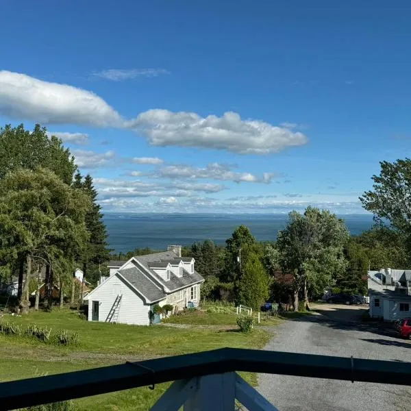 Auberge des Nuages, hotel in La Malbaie