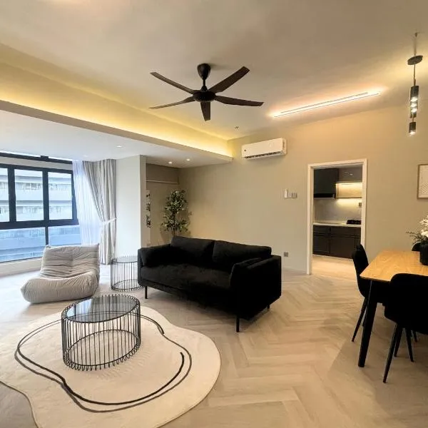Fahrenheit88 B - Opposite Pavilion KL Bukit Bintang 飞轮海公寓 3BR12Pax 2BR7Pax, hotel in Kuala Lumpur