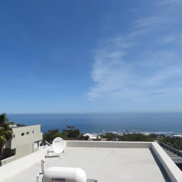 Camps Bay Studio Guesthouse - Studio, hotel in Cape Town