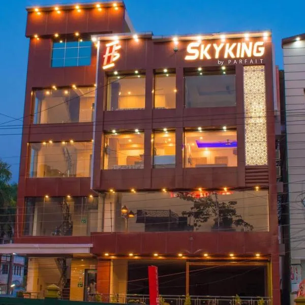 Hotel Skyking, hotel em Dehradun