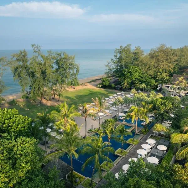 Anantara Mai Khao Phuket Villas, hotel v destinaci Mai Khao pláž