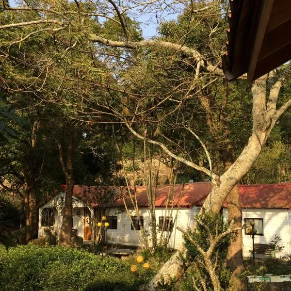 石涛园，位于三义的酒店