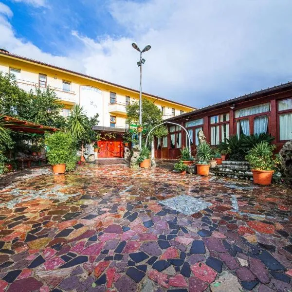 Hotel Badde Rosa, hotel in Bolotana