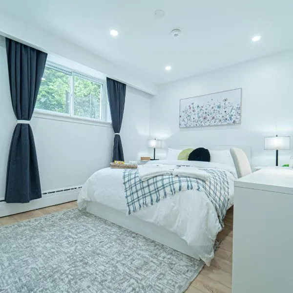 Cozy Double Private Room, Comfy Bed, Free Parking，位于多伦多的酒店