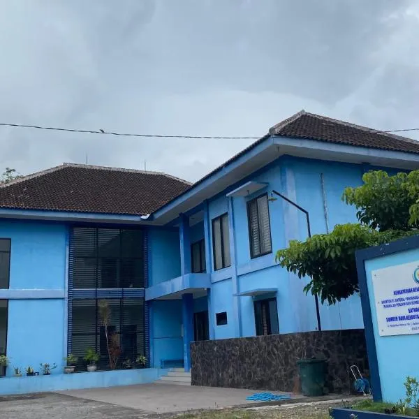 Guest House Wisma Lemuru UPT PPP Muncar, hotel in Muncar