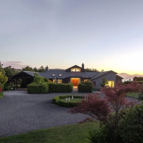 Ruru Lodge - Bed and Breakfast, hotel in Kinloch