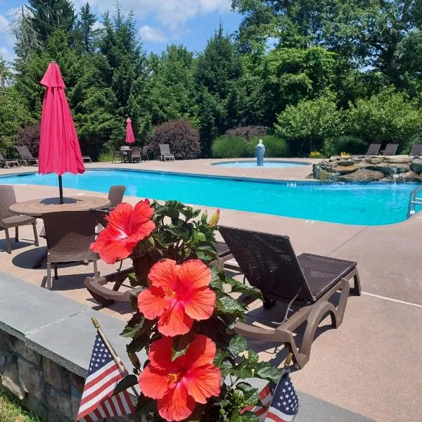 Woodfield Manor - A Sundance Vacations Property, hotel in Cresco