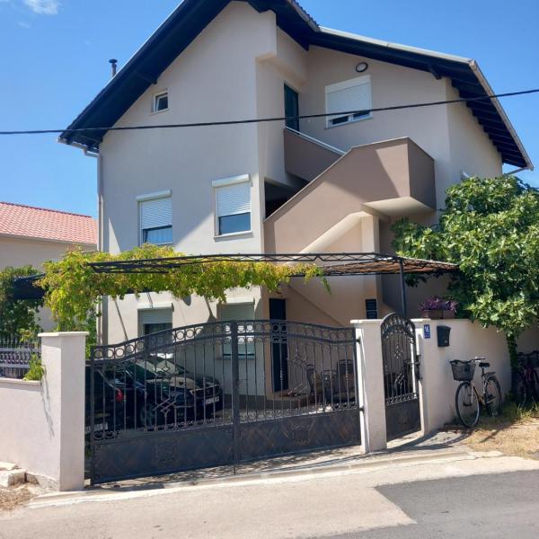 Apartment Ivan