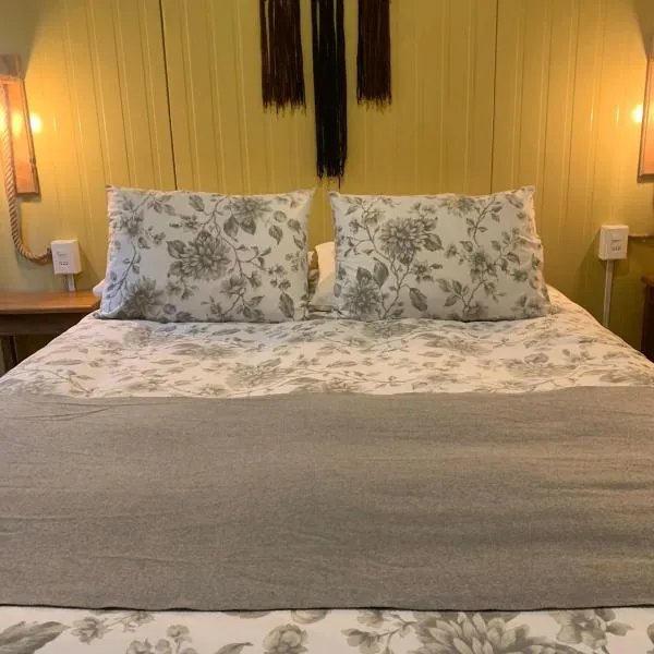 CABAÑAS RÜPÜ PUYUHUAPI, hotel em Puerto Puyuhuapi