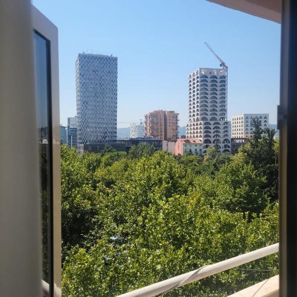 Center in Center apartament Tirana, Tirana