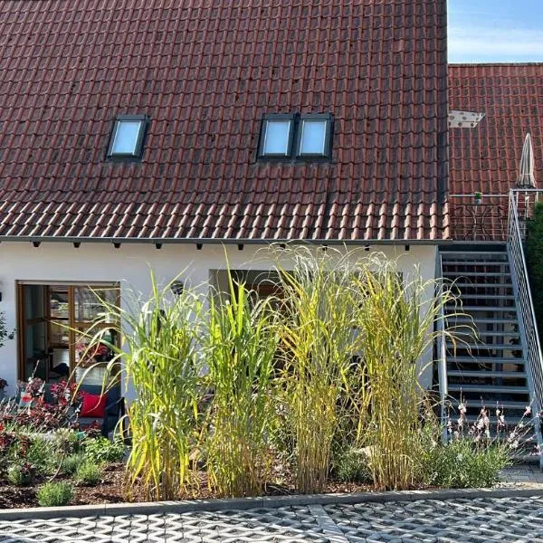 Winzerlodge, Wohnung Hatzelberg, hotel v destinaci Gleiszellen-Gleishorbach