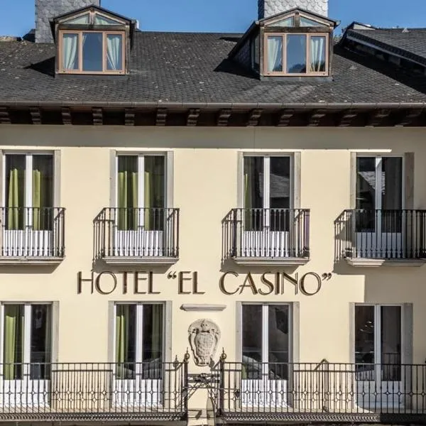 Hotel & Restaurante El Casino，位于维拉弗兰卡·德尔·比尔的酒店