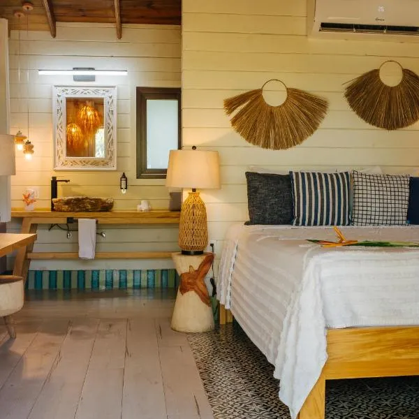 웨스트 엔드에 위치한 호텔 Tranquilseas Eco Lodge & Dive Center