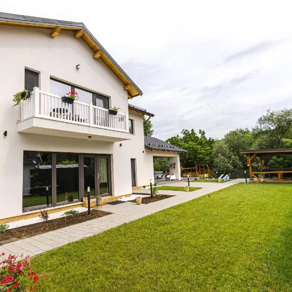 IoanaGuestHouse, hotel a Turda