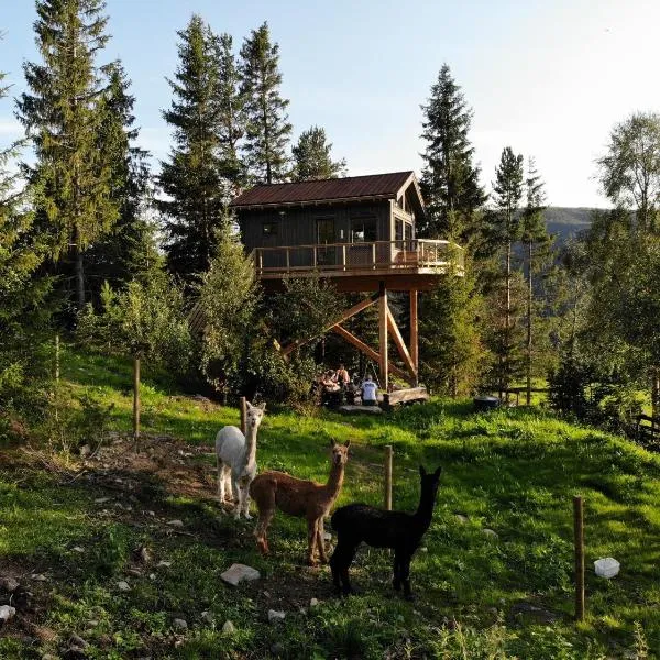 Fjellgla tretopphytte, hotel in Holo