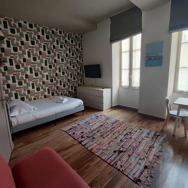 बोर्दो में, होटल Appartement 1er étage sur cour aux Chartrons