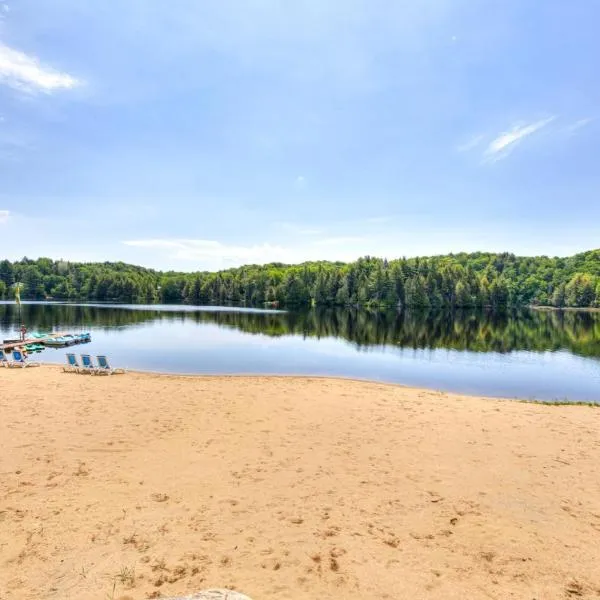 Domaine Chalets des pins, hotel a Rawdon