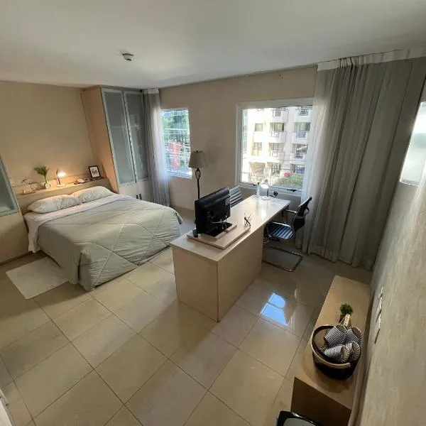 FlatScape - Suítes Aconchegantes - Berrini, hotel u gradu Sao Paulo