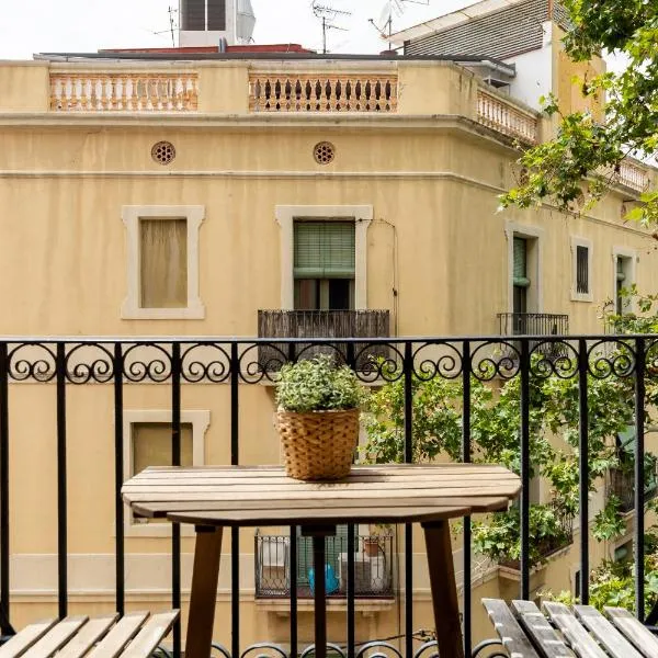 Decô Apartments Barcelona-Sants, hotel i Barcelona