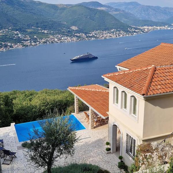 Villa on Luštica peninsula with fantastic sea view, Mitrovići