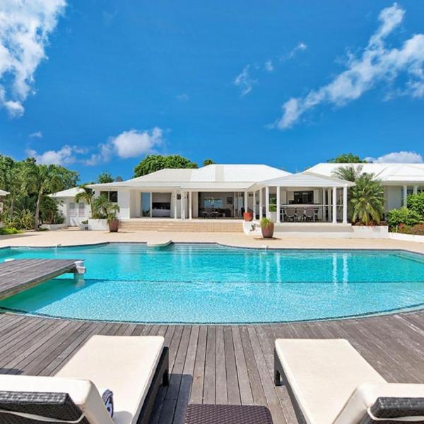 Ideal family villa with enchanting ocean views, Les Terres Basses