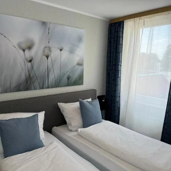 Zimmer8 bei Göcke, хотел в Recke