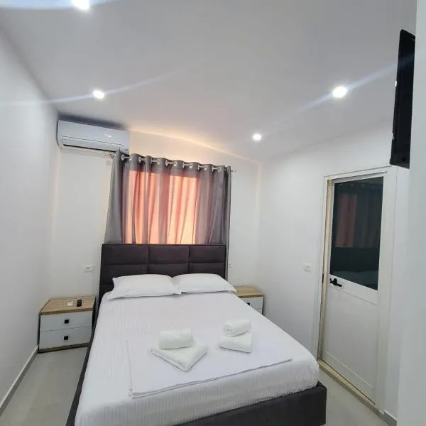 CACA Hotel, hôtel à Rinas