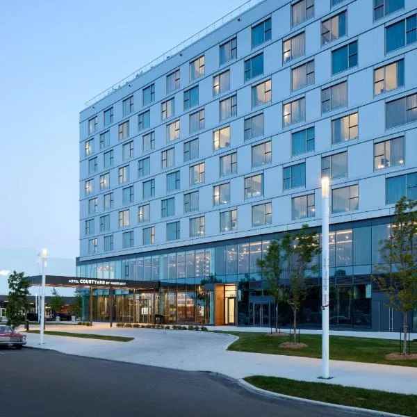 Courtyard by Marriott Montreal Laval, Hotel in Laval