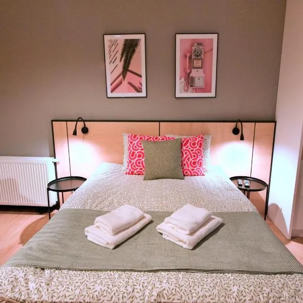 BK Aparthotel Praga - National Stadium - Comfortable Apartment for 4 people, hotel in Warsaw