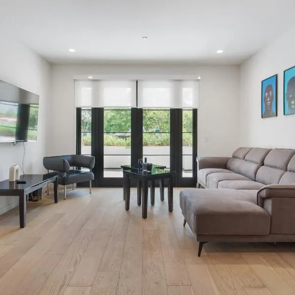 West Side Prime Location 2 Bedroom with Pool，洛杉磯的飯店