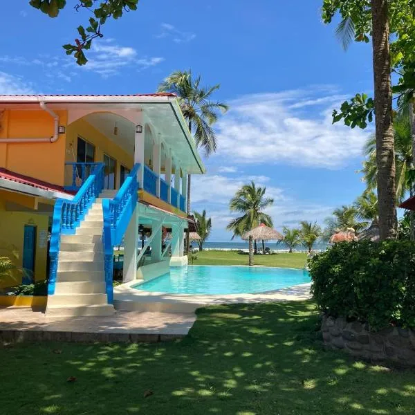 Las Lajas Beach Resort, hotel a Las Lajas