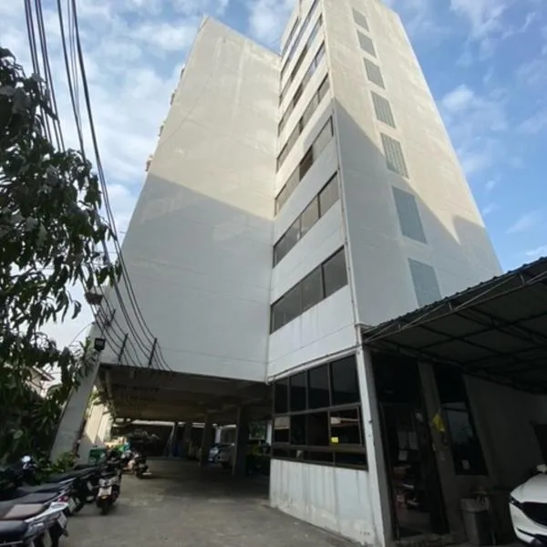รัตนากร แมนชั่น, hotel in Bang Su