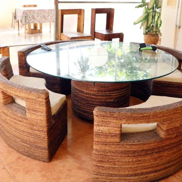 Mandinga Guest house, hotel v destinaci São Tomé