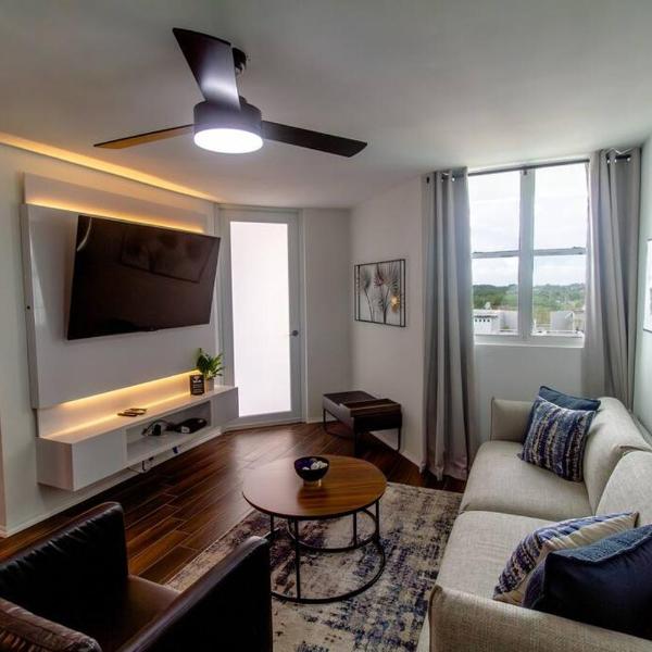 Modern Penthouse in Carolina, Cuatro Caminos