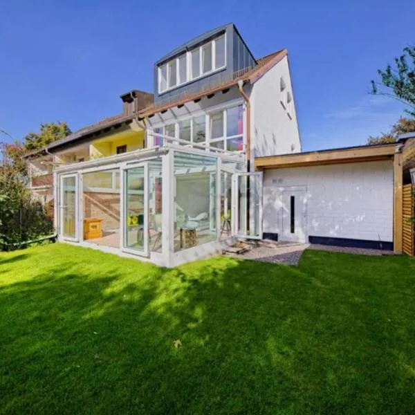 Zimmer im Haus nahe Ubahn, hotel Münchenben