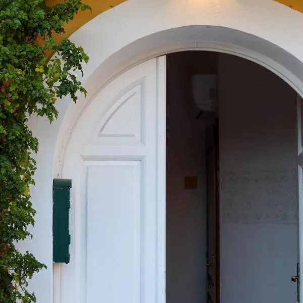 Boutique Hotel Sant'Andrea & Relais, hotel v destinaci San Pantaleo