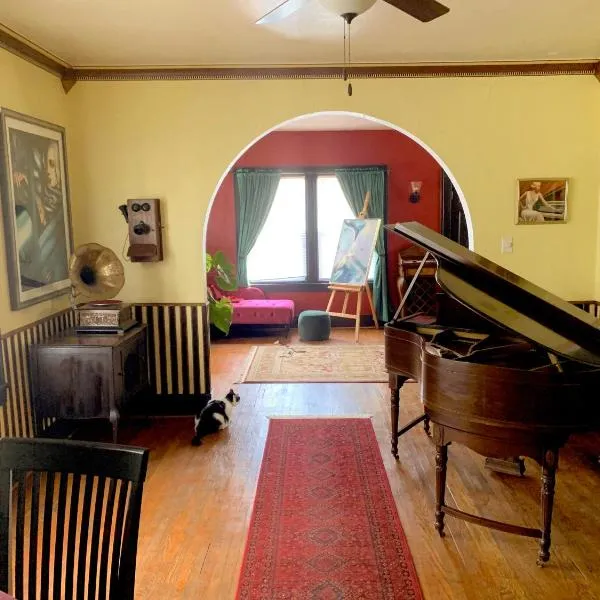 Dr. Yaple's Art Deco House, hotel a Lafayette
