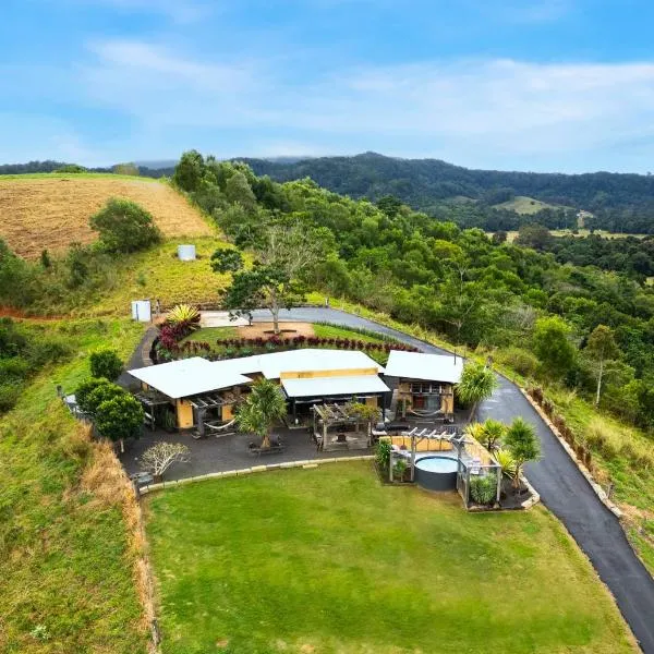 Mayan Farm House and Villas, Noosa Hinterland, хотел в Kin Kin