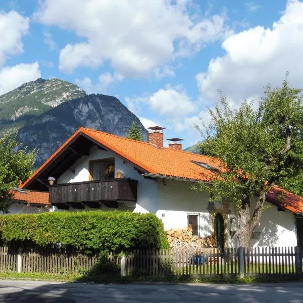 Ferienwohnung Haus Greif, hotel v destinaci Burgrain