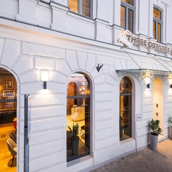 Three Corners Avenue Hotel, hotel v Budapešti