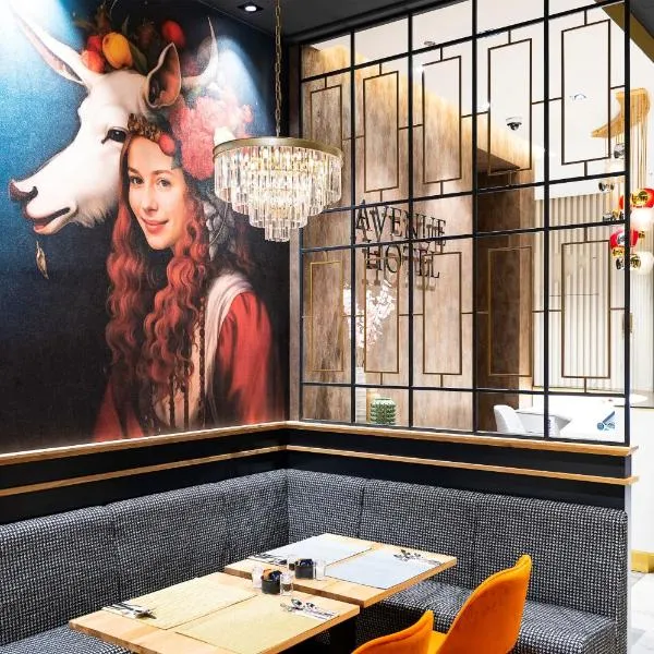 Three Corners Avenue Hotel, hotel em Budapeste